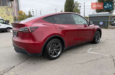 Внедорожник / Кроссовер Tesla Model Y 2024 в 