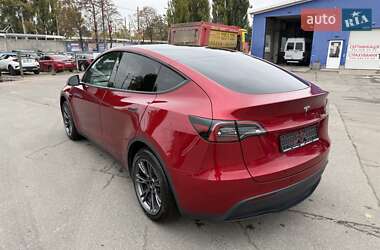 Внедорожник / Кроссовер Tesla Model Y 2024 в 