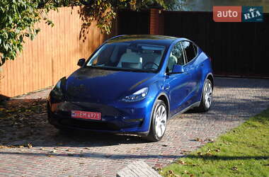 Внедорожник / Кроссовер Tesla Model Y 2024 в 