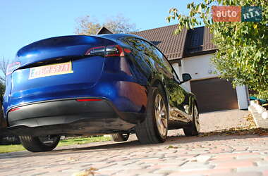 Внедорожник / Кроссовер Tesla Model Y 2024 в 