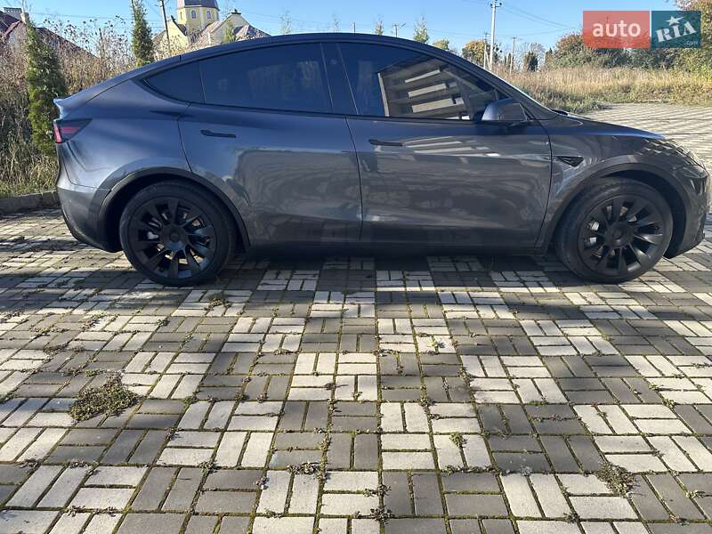 Позашляховик / Кросовер Tesla Model Y 2023 в Буську фото 8 Позашляховик / Кросовер Tesla Model Y 2023 в Буську