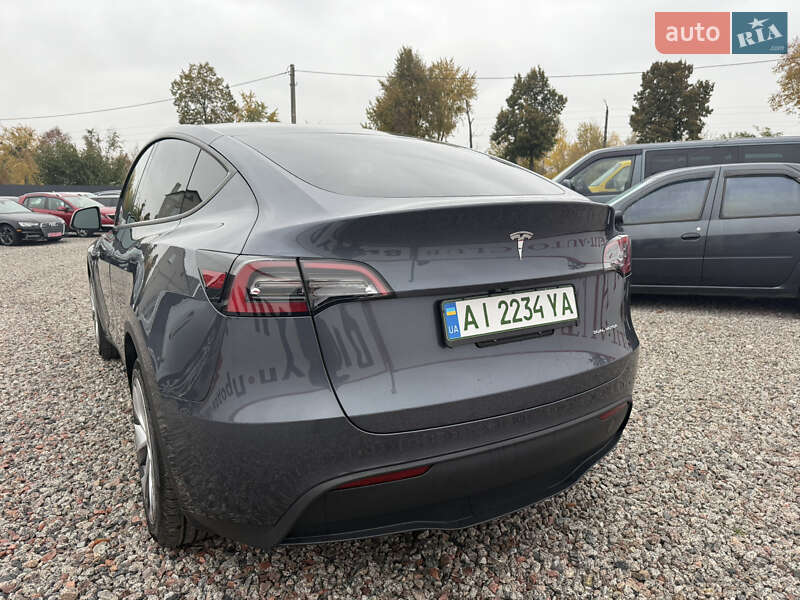 Позашляховик / Кросовер Tesla Model Y 2023 в Переяславі фото 13 Позашляховик / Кросовер Tesla Model Y 2023 в Переяславі
