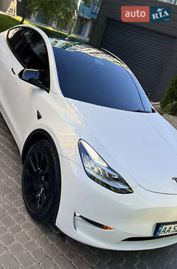 Внедорожник / Кроссовер Tesla Model Y 2021 в 