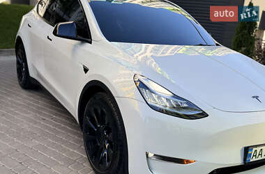 Внедорожник / Кроссовер Tesla Model Y 2021 в 