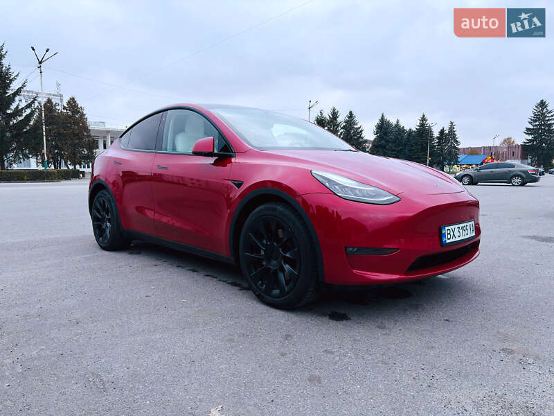 Tesla Model Y 2022
