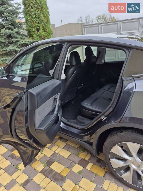 Позашляховик / Кросовер Tesla Model Y 2024 в Харкові фото 16 Позашляховик / Кросовер Tesla Model Y 2024 в Харкові