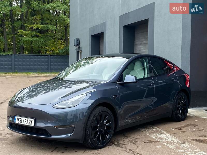 Внедорожник / Кроссовер Tesla Model Y 2023 в Киеве