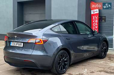 Позашляховик / Кросовер Tesla Model Y 2023 в 