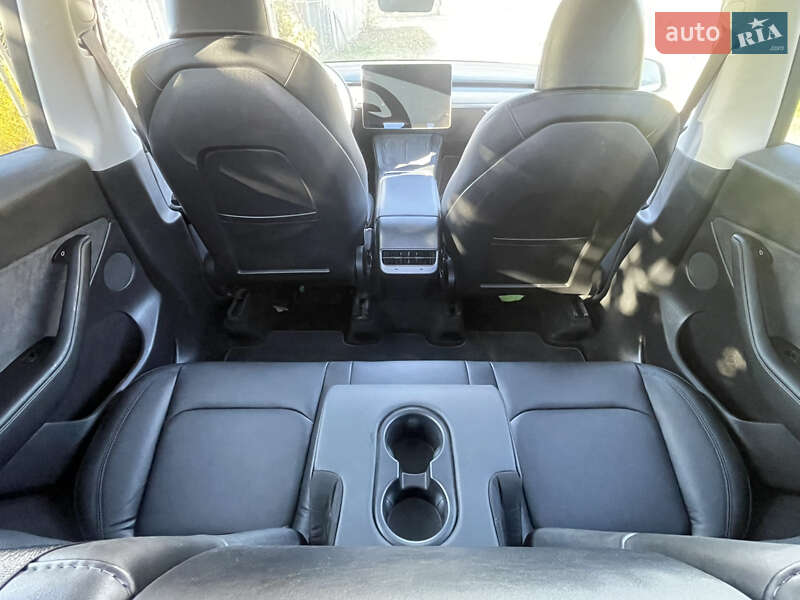 Позашляховик / Кросовер Tesla Model Y 2023 в Богородчанах фото 12 Позашляховик / Кросовер Tesla Model Y 2023 в Богородчанах