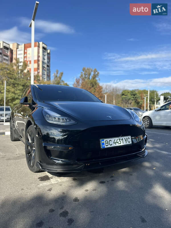 Внедорожник / Кроссовер Tesla Model Y 2020 в Днепре