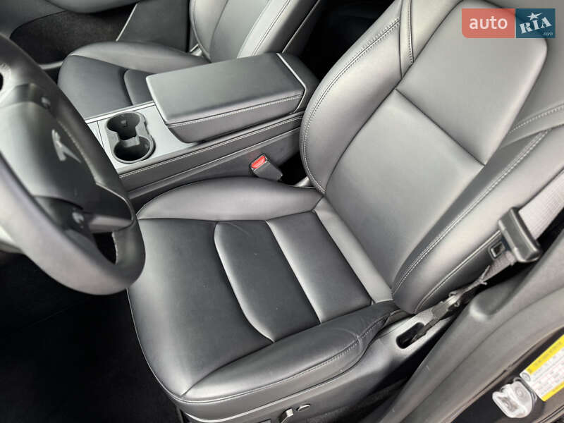 Внедорожник / Кроссовер Tesla Model Y 2024 в Киеве фото 12 Внедорожник / Кроссовер Tesla Model Y 2024 в Киеве