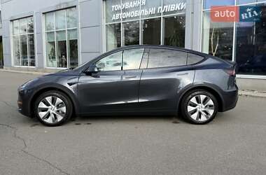 Внедорожник / Кроссовер Tesla Model Y 2024 в 