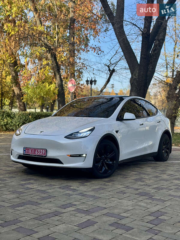 Позашляховик / Кросовер Tesla Model Y 2021 в Кременчуці