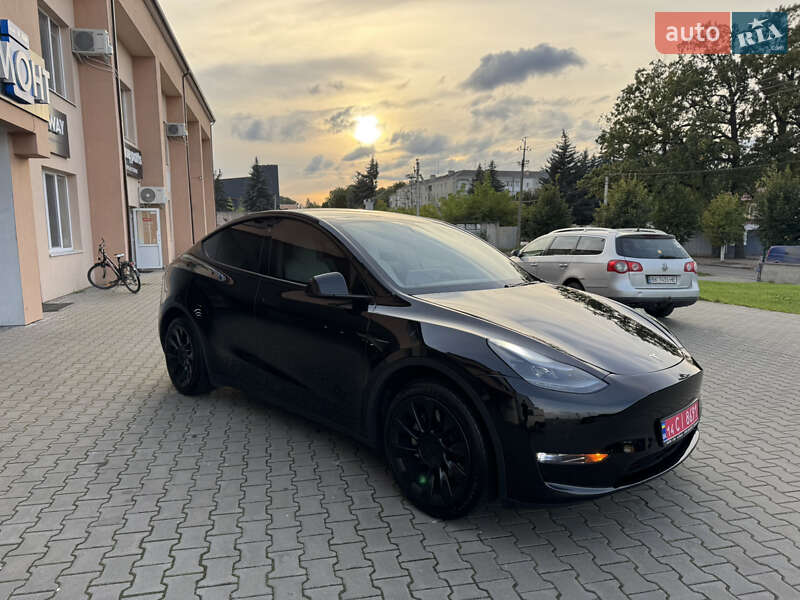 Позашляховик / Кросовер Tesla Model Y 2020 в Луцьку фото 7 Позашляховик / Кросовер Tesla Model Y 2020 в Луцьку