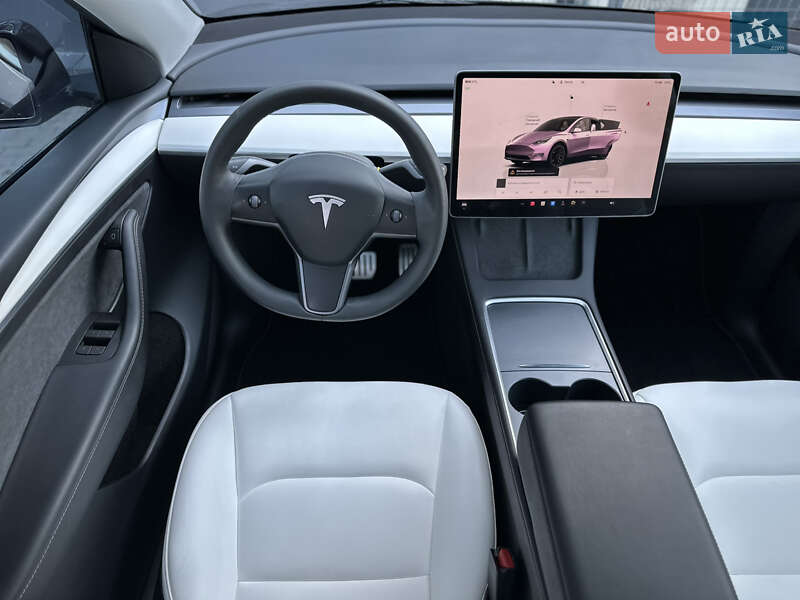 Позашляховик / Кросовер Tesla Model Y 2023 в Рівному фото 18 Позашляховик / Кросовер Tesla Model Y 2023 в Рівному