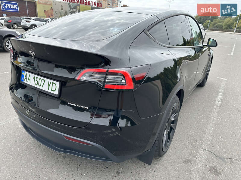 Позашляховик / Кросовер Tesla Model Y 2021 в Києві фото 2 Позашляховик / Кросовер Tesla Model Y 2021 в Києві
