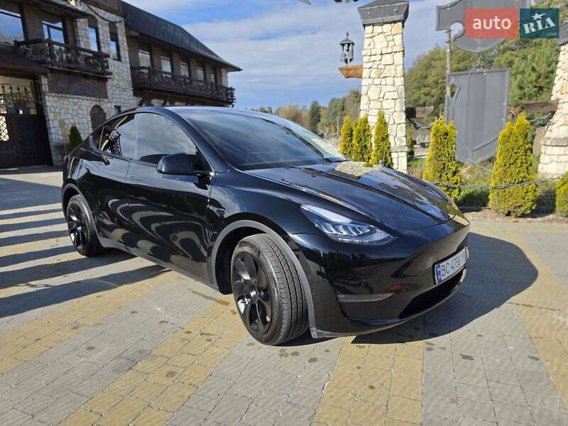Позашляховик / Кросовер Tesla Model Y 2022 в Львові фото 6 Позашляховик / Кросовер Tesla Model Y 2022 в Львові