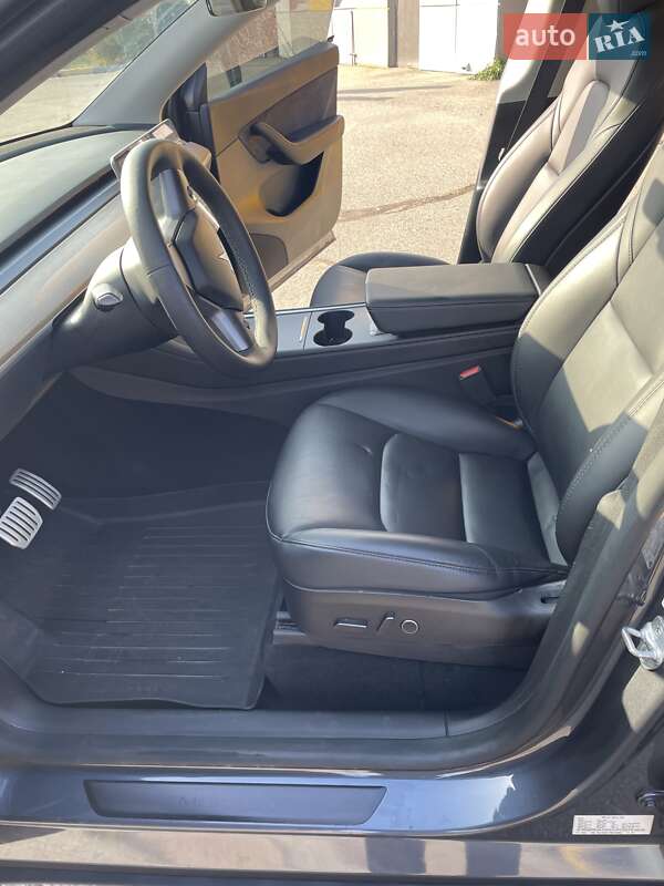 Внедорожник / Кроссовер Tesla Model Y 2022 в Харькове