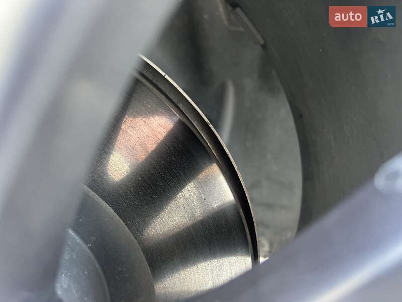 Внедорожник / Кроссовер Tesla Model Y 2021 в Днепре фото 42 Внедорожник / Кроссовер Tesla Model Y 2021 в Днепре