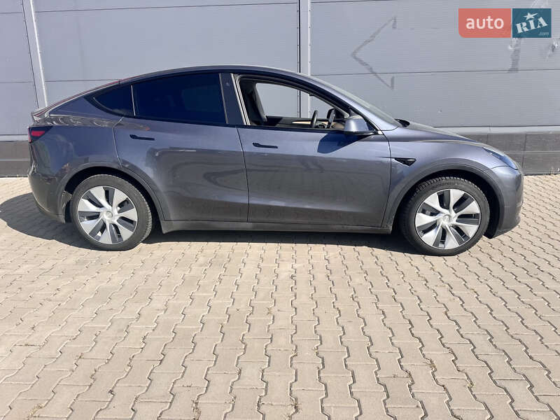 Позашляховик / Кросовер Tesla Model Y 2022 в Києві