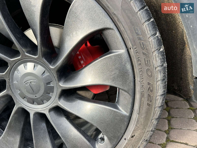 Внедорожник / Кроссовер Tesla Model Y 2022 в Львове