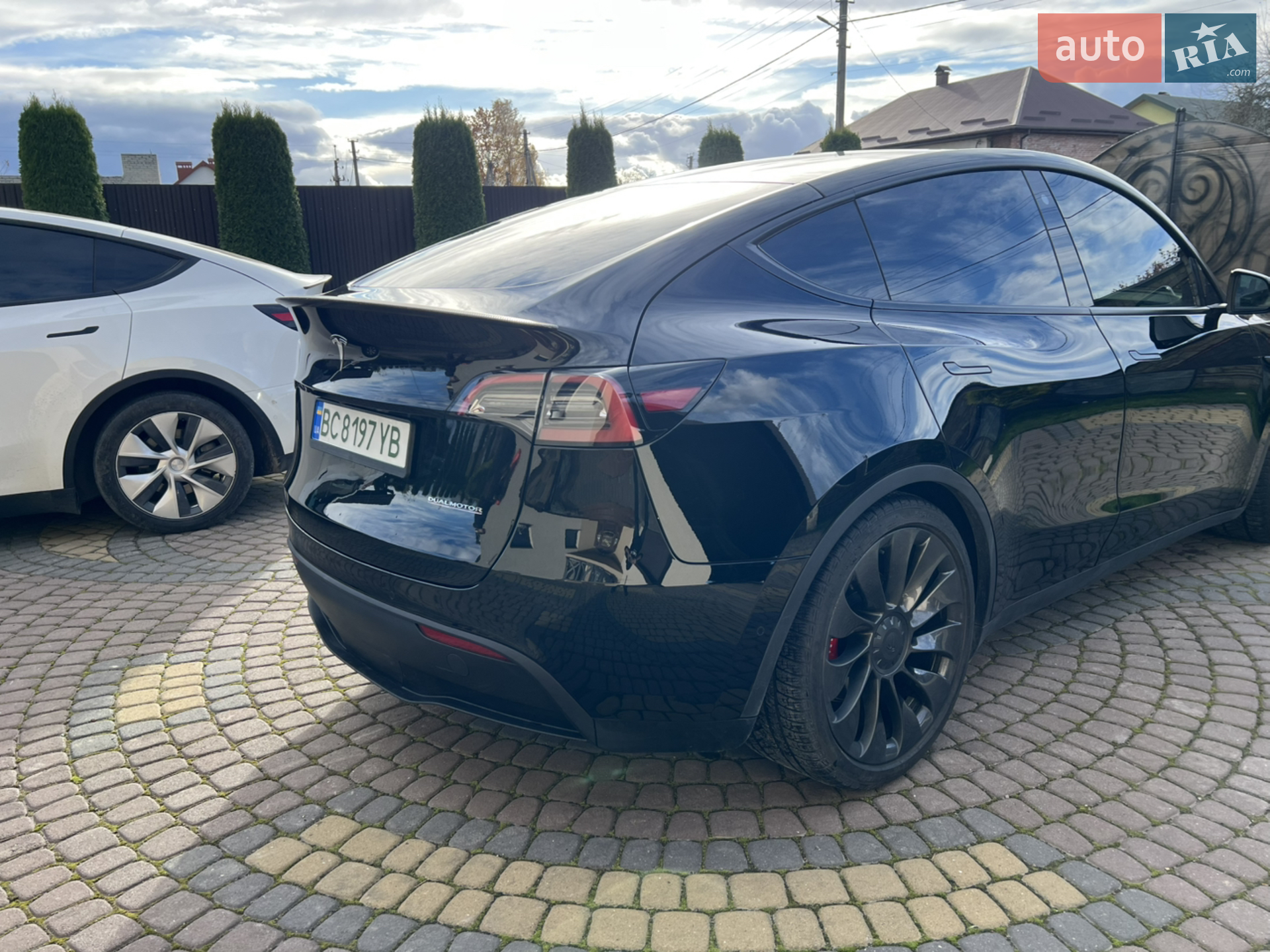 2022 Tesla Model Y - мініатюра 8