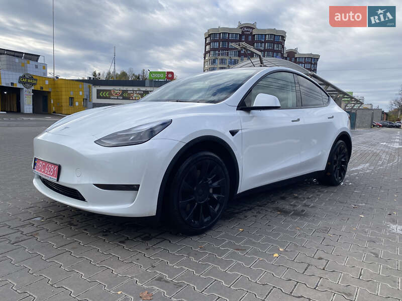 Tesla Model Y 2023 Tesla Model Y 2023
