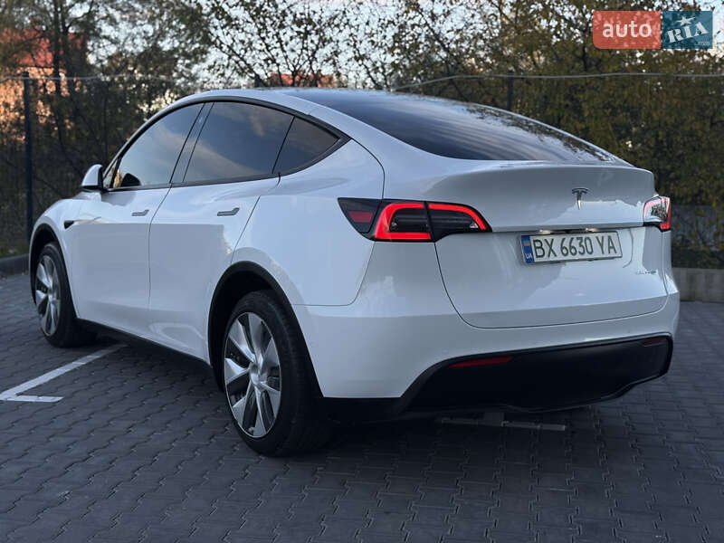 Позашляховик / Кросовер Tesla Model Y 2021 в Хмельницькому фото 6 Позашляховик / Кросовер Tesla Model Y 2021 в Хмельницькому
