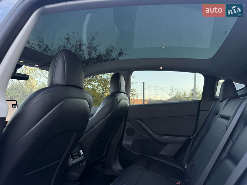 Позашляховик / Кросовер Tesla Model Y 2021 в Хмельницькому фото 58 Позашляховик / Кросовер Tesla Model Y 2021 в Хмельницькому