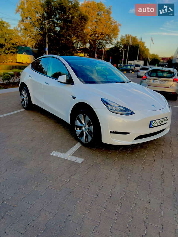Позашляховик / Кросовер Tesla Model Y 2022 в Одесі