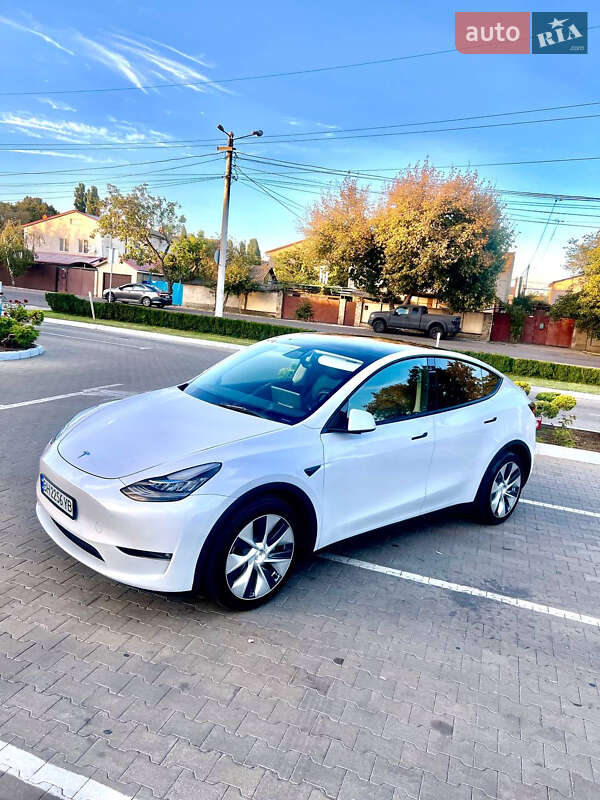 Tesla Model Y 2022 Tesla Model Y 2022