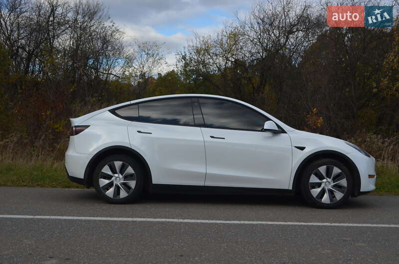 Tesla Model Y 2021 Tesla Model Y 2021