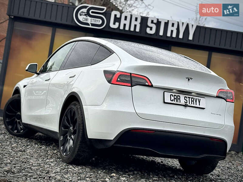 Позашляховик / Кросовер Tesla Model Y 2022 в Стрию