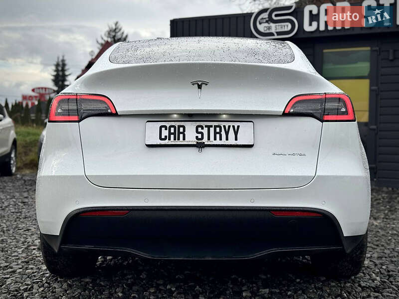 Позашляховик / Кросовер Tesla Model Y 2022 в Стрию