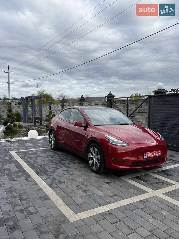 Позашляховик / Кросовер Tesla Model Y 2022 в Дубні фото 5 Позашляховик / Кросовер Tesla Model Y 2022 в Дубні