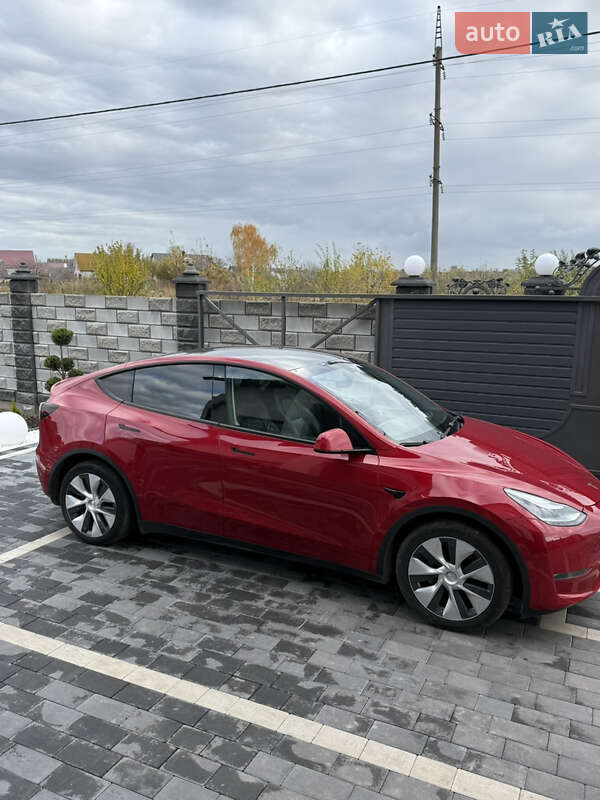 Позашляховик / Кросовер Tesla Model Y 2022 в Дубні фото 8 Позашляховик / Кросовер Tesla Model Y 2022 в Дубні