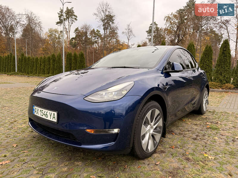 Tesla Model Y 2023 Tesla Model Y 2023