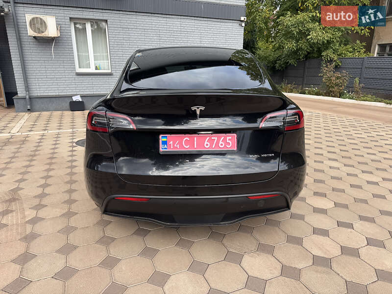 Позашляховик / Кросовер Tesla Model Y 2024 в Кривому Розі