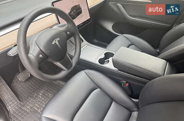 Позашляховик / Кросовер Tesla Model Y 2024 в Кривому Розі