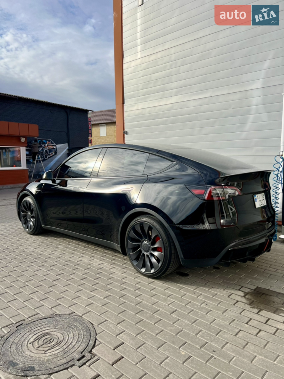 2024 Tesla Model Y - мініатюра 31