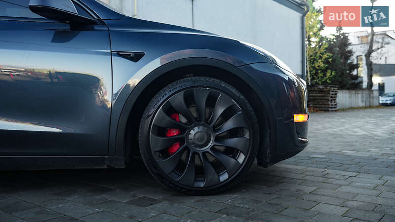 Позашляховик / Кросовер Tesla Model Y 2022 в Львові фото 4 Позашляховик / Кросовер Tesla Model Y 2022 в Львові