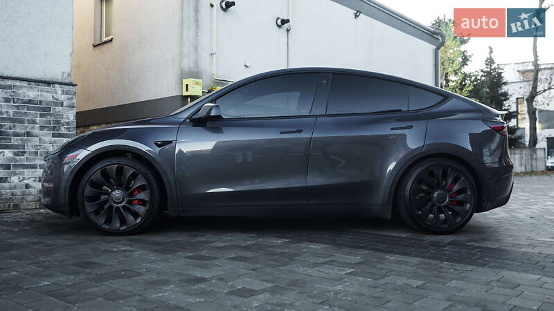 Позашляховик / Кросовер Tesla Model Y 2022 в Львові фото 9 Позашляховик / Кросовер Tesla Model Y 2022 в Львові