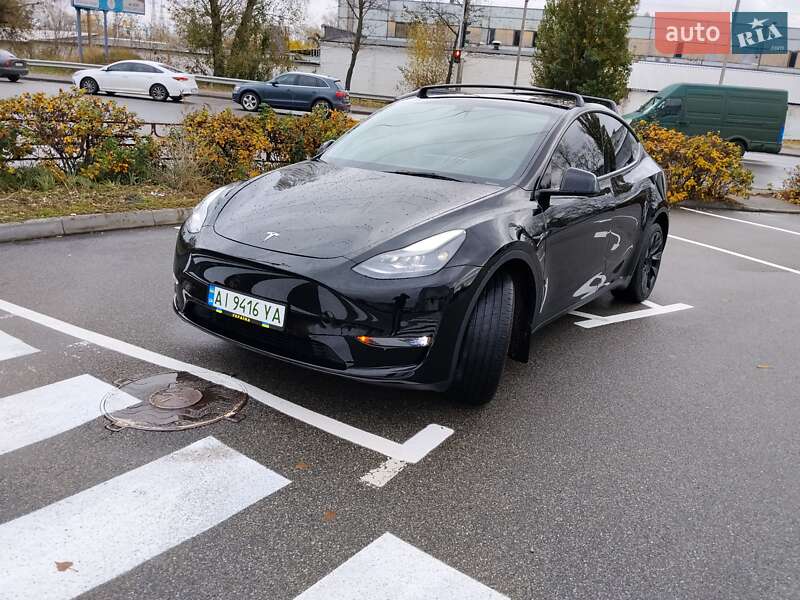 Позашляховик / Кросовер Tesla Model Y 2023 в Києві фото 4 Позашляховик / Кросовер Tesla Model Y 2023 в Києві