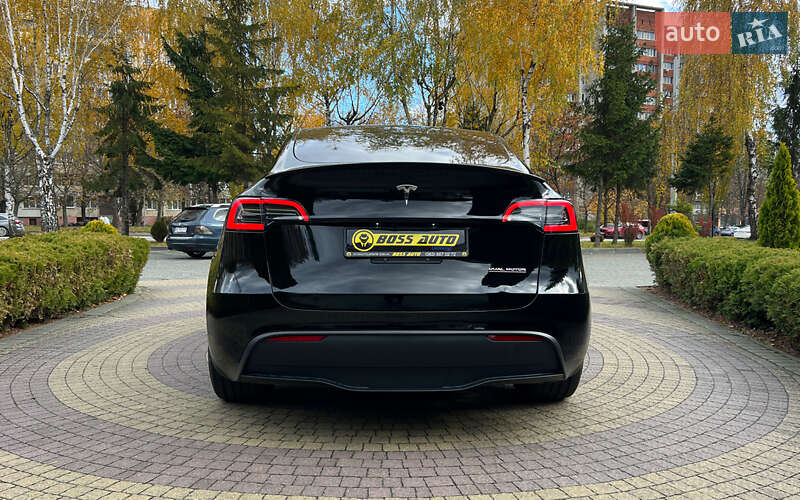 Внедорожник / Кроссовер Tesla Model Y 2024 в Львове