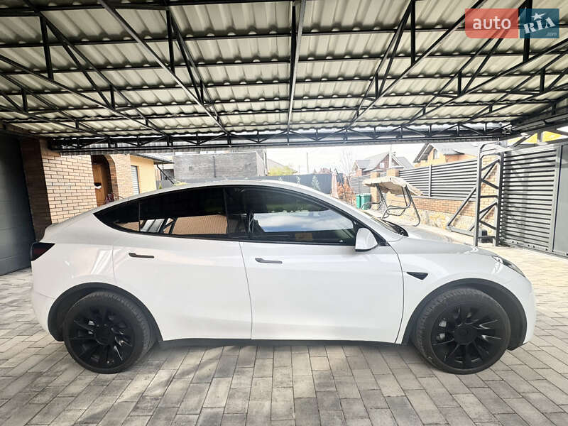 Позашляховик / Кросовер Tesla Model Y 2021 в Вінниці