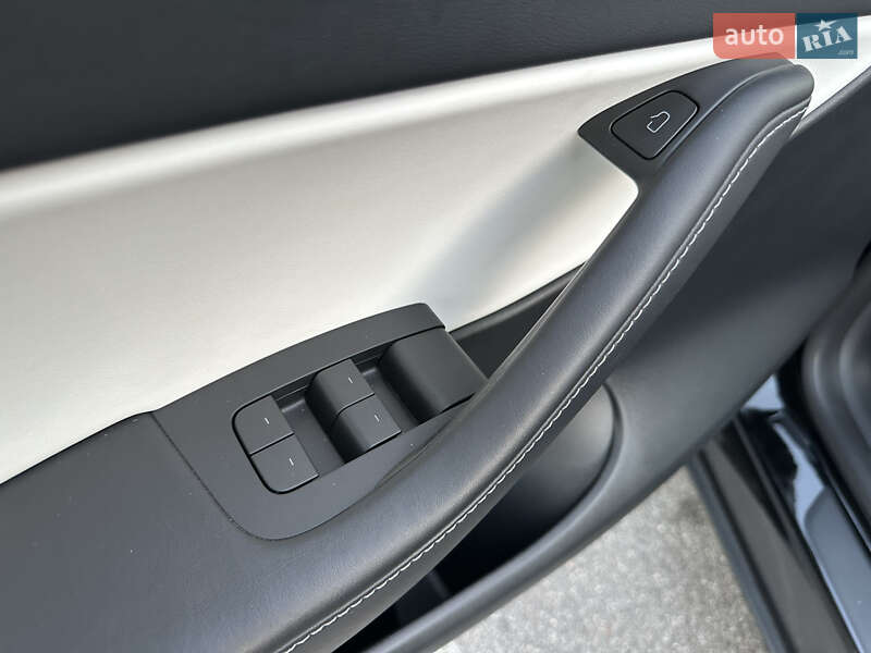 Внедорожник / Кроссовер Tesla Model Y 2022 в Каменском фото 38 Внедорожник / Кроссовер Tesla Model Y 2022 в Каменском