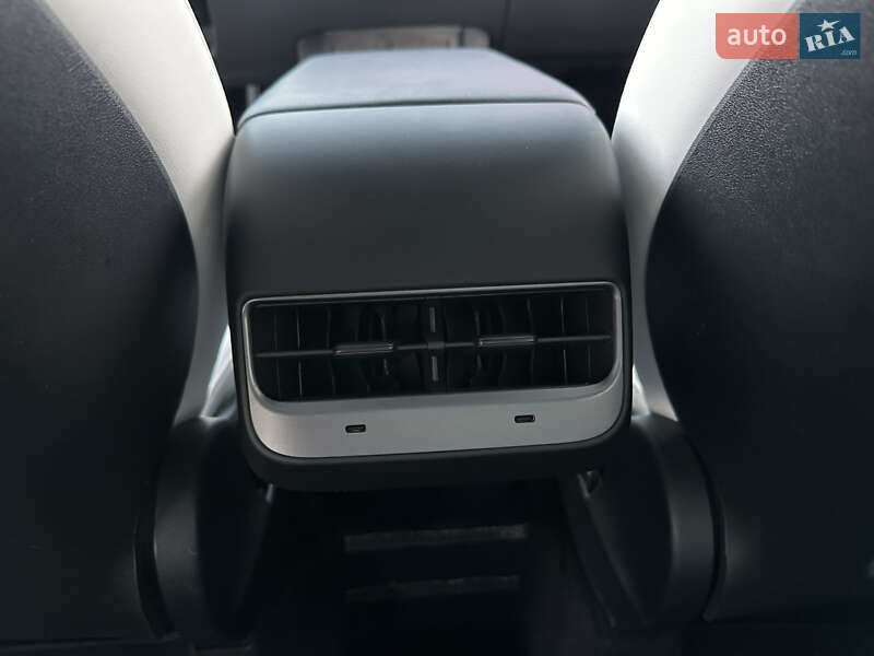 Внедорожник / Кроссовер Tesla Model Y 2022 в Каменском фото 43 Внедорожник / Кроссовер Tesla Model Y 2022 в Каменском