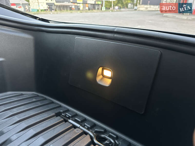 Внедорожник / Кроссовер Tesla Model Y 2022 в Каменском фото 55 Внедорожник / Кроссовер Tesla Model Y 2022 в Каменском