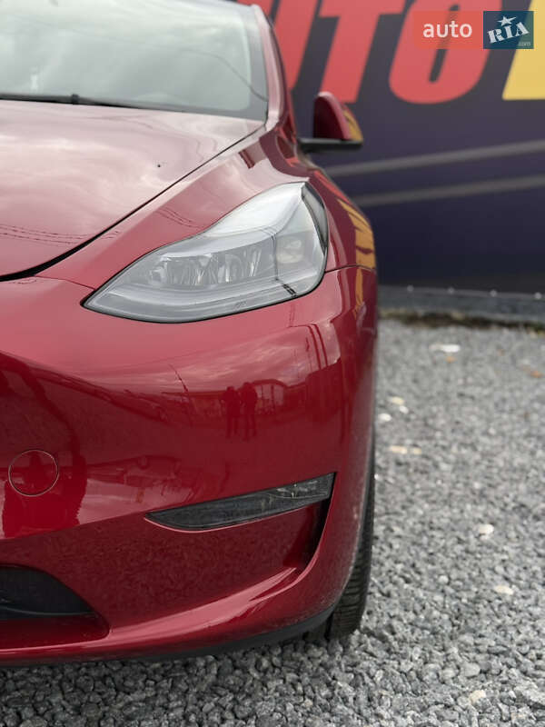 Позашляховик / Кросовер Tesla Model Y 2024 в Стрию