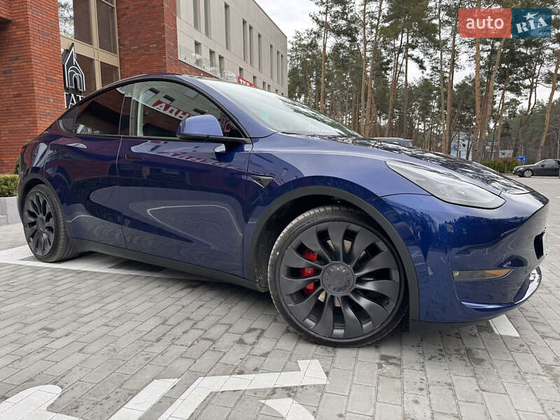 Позашляховик / Кросовер Tesla Model Y 2023 в Ірпені фото 4 Позашляховик / Кросовер Tesla Model Y 2023 в Ірпені